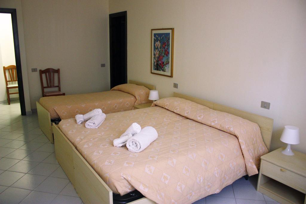 Hotel La Pineta Arborea Exterior foto